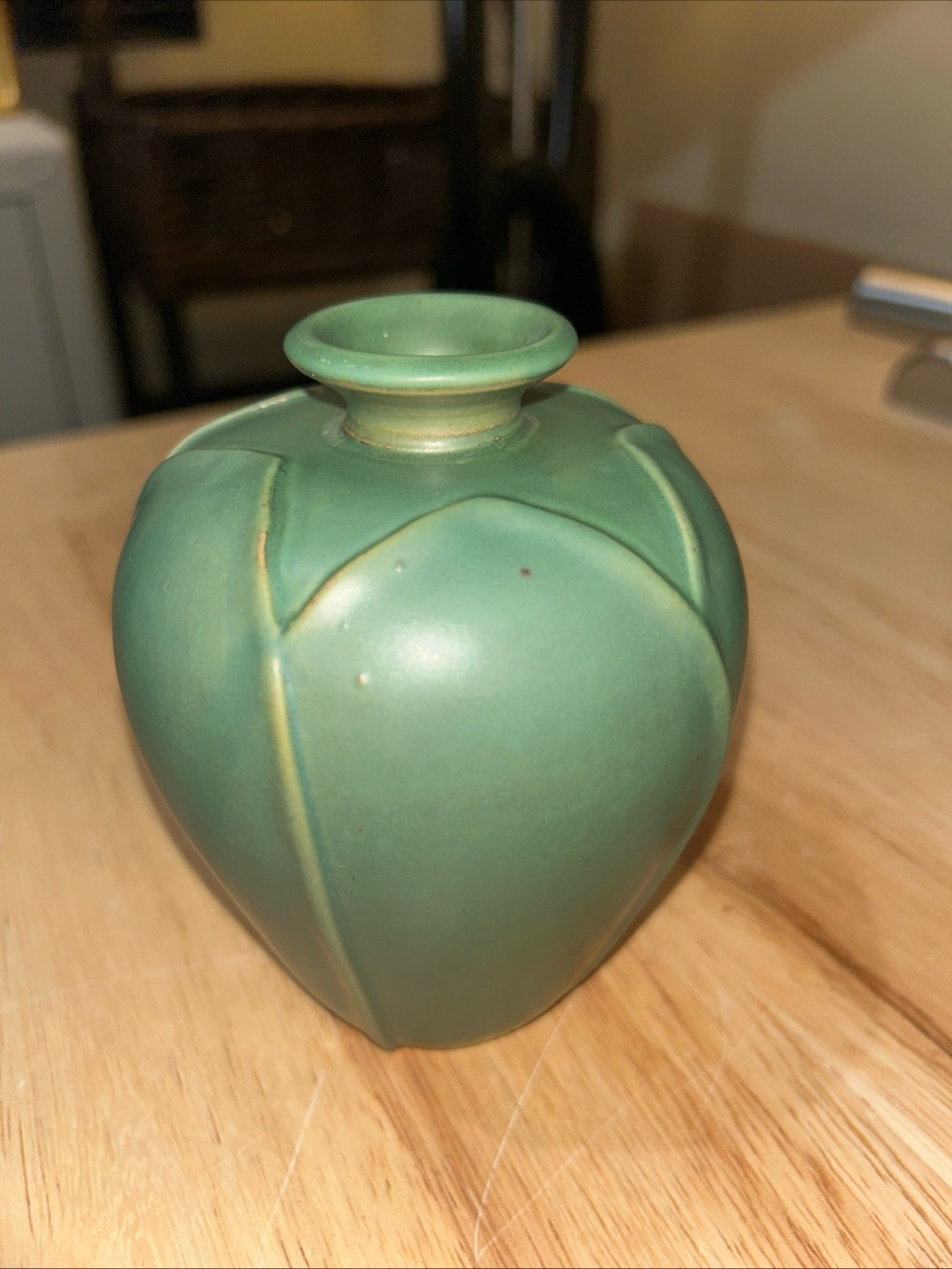 Vintage Arts & Crafts Mission Pottery Vase Matte Green Lotus Leaves Star 4 5/8”